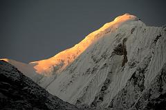 05 First Rays Of Sunrise Strike Gangapurna Close Up From Manang